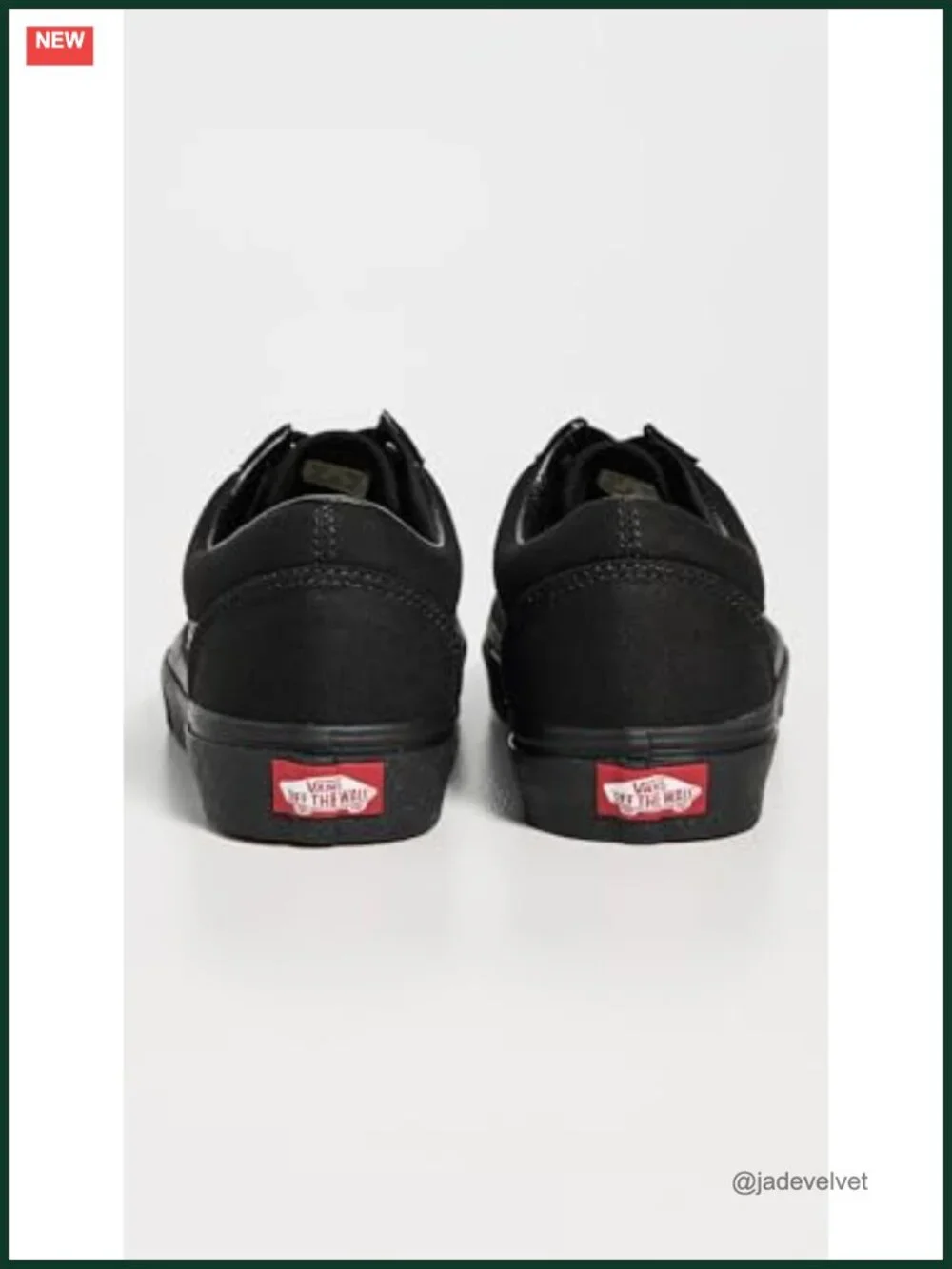 Canvas Fashion Sneakers with Padded Cuffs and Waffle Sole